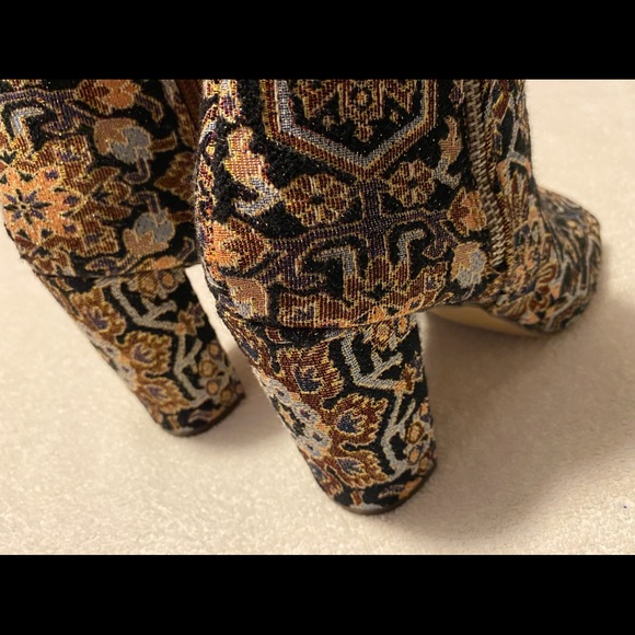 Brand New Fashionable Ankle Boots By CANDIES.- box 30 - Picture 7 of 8